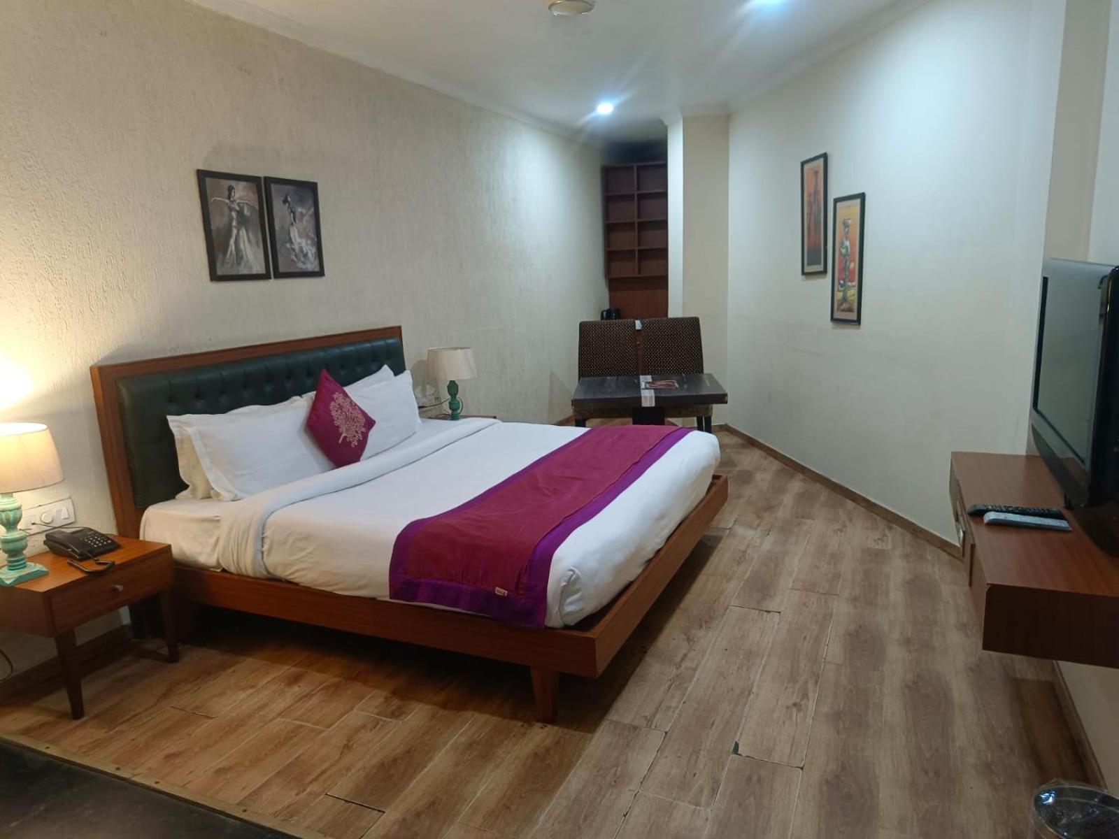 Hotel A1 Jalandhar Exterior foto